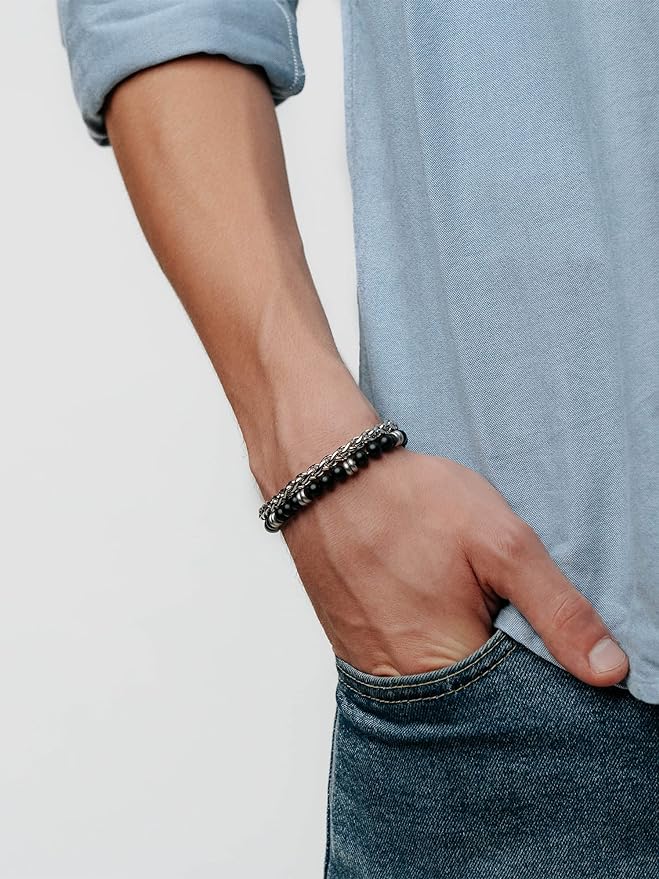 Bracelet pour homme en acier inoxydable Breil Collection Jox Stahl vu porté